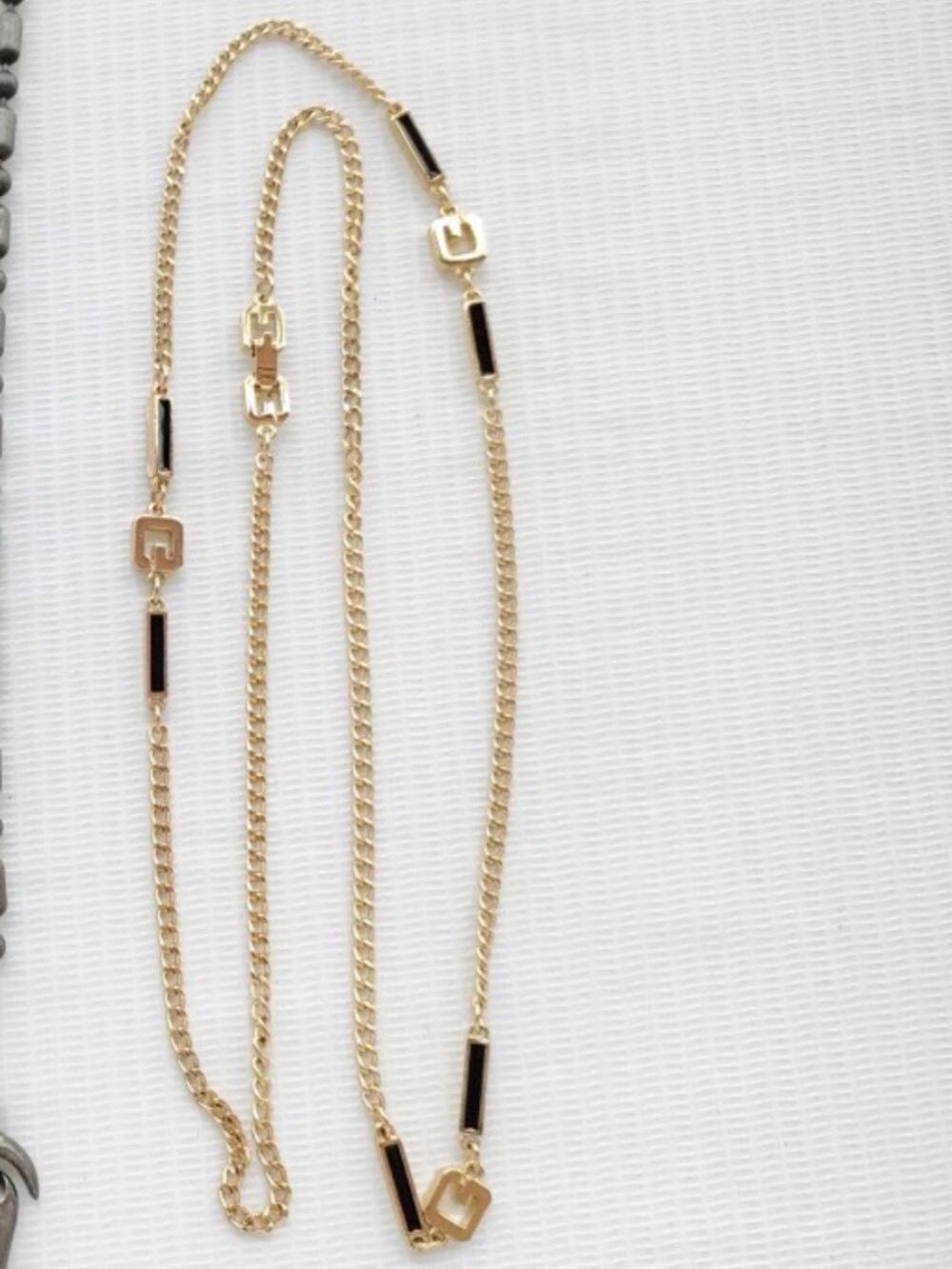 #101 VTG Givenchy Rare 1975 piece/ Gold and Black Enamel G-Link Vintage Necklace